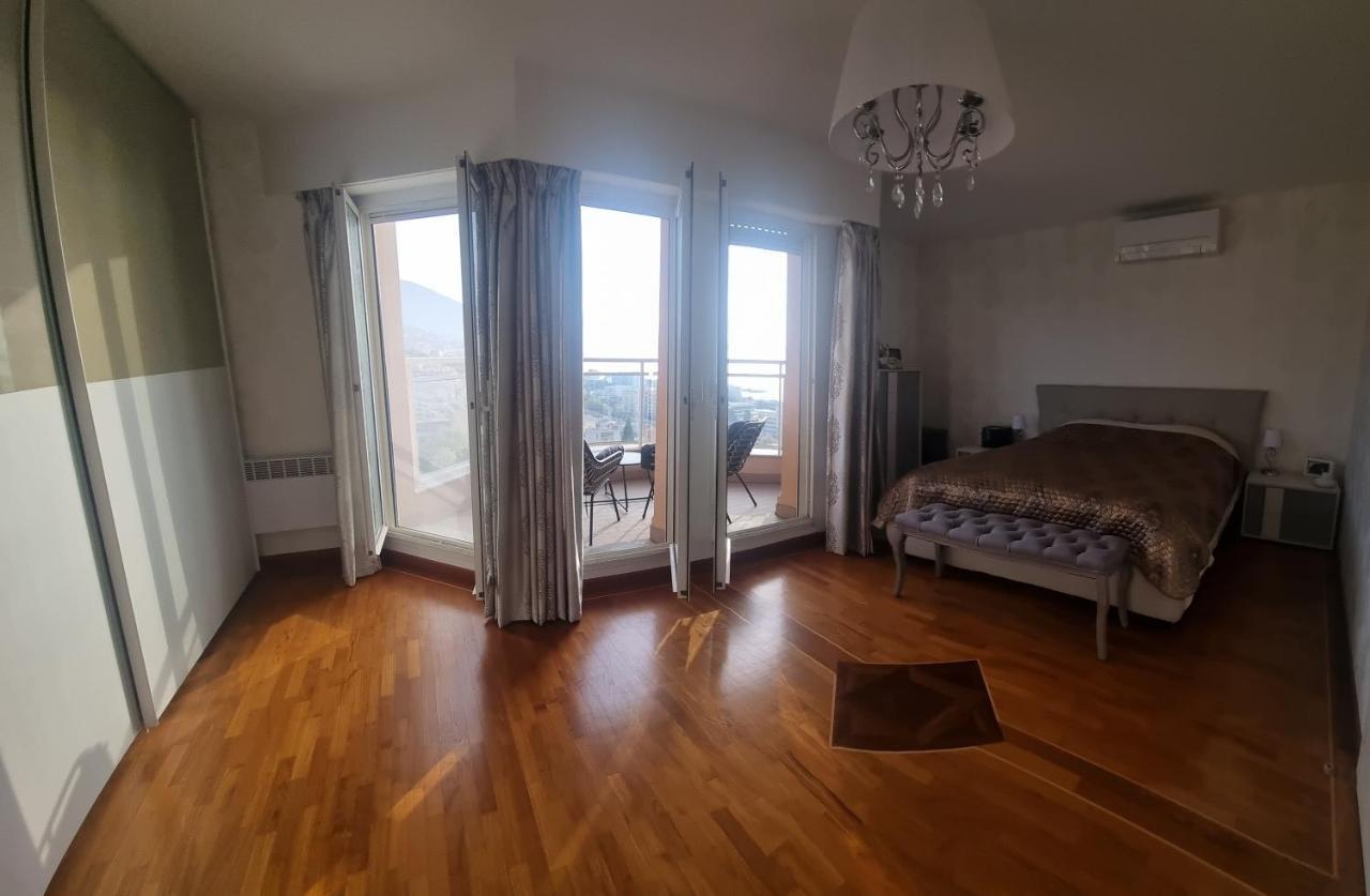 Dernier Etage D'Une Maison Roquebrune-Cap-Martin Exterior photo